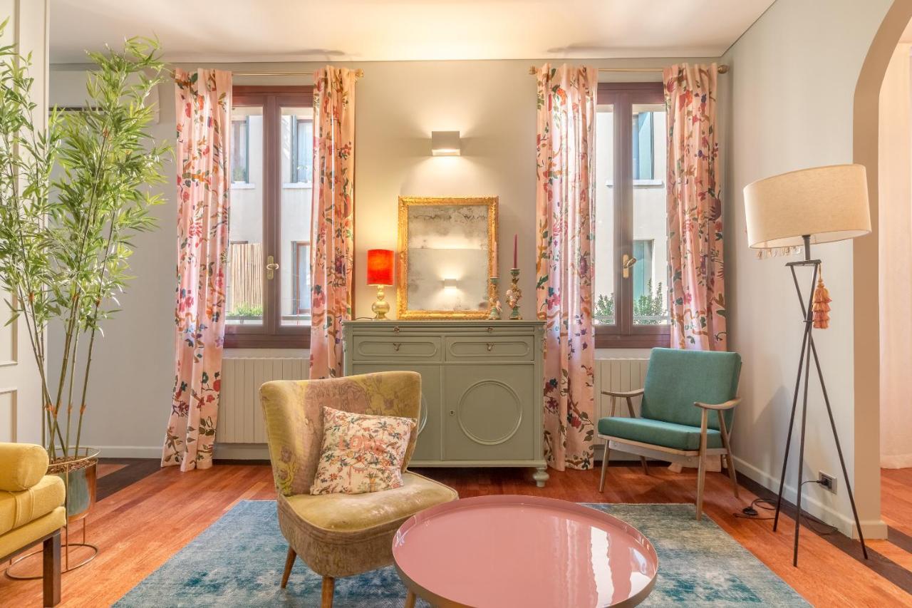 Camelia Home Suite Τρεβίζο Εξωτερικό φωτογραφία