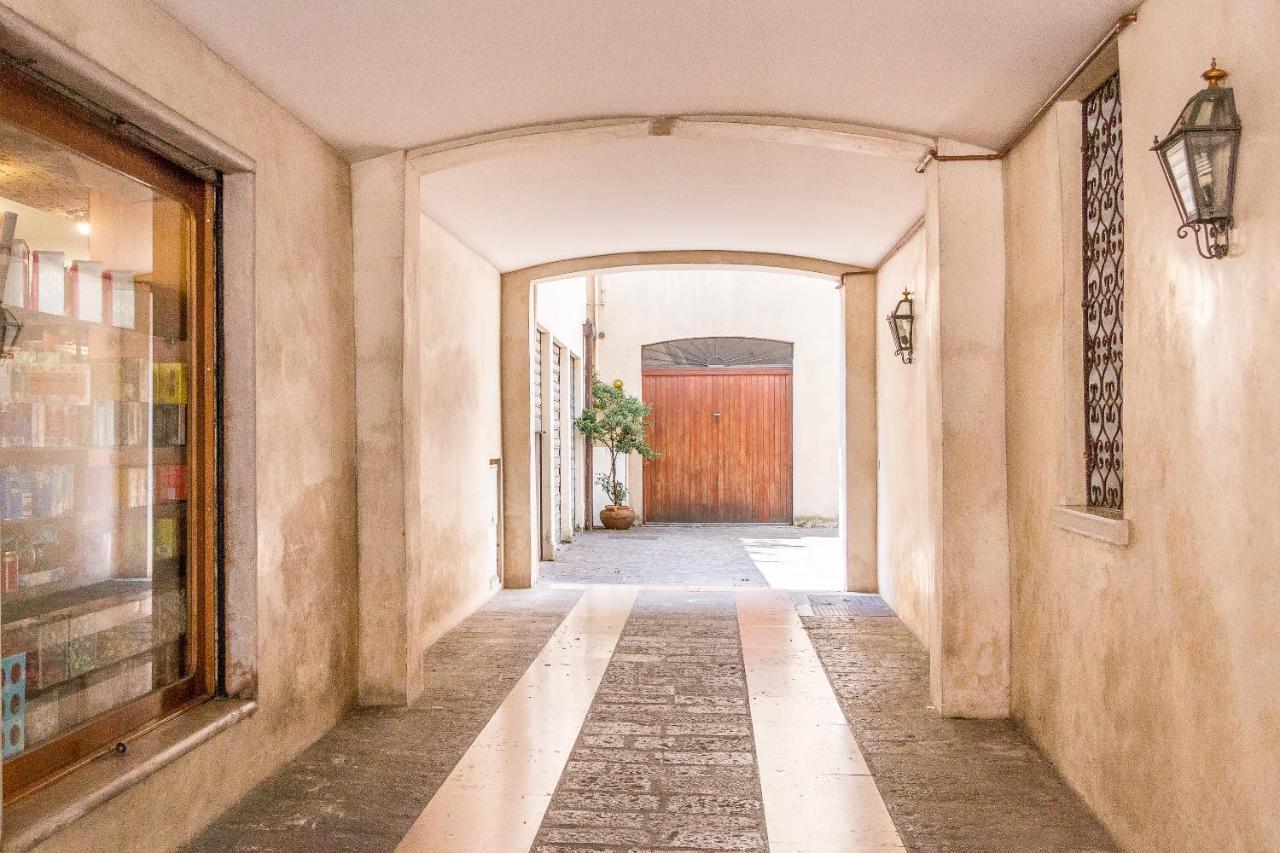 Camelia Home Suite Τρεβίζο Εξωτερικό φωτογραφία